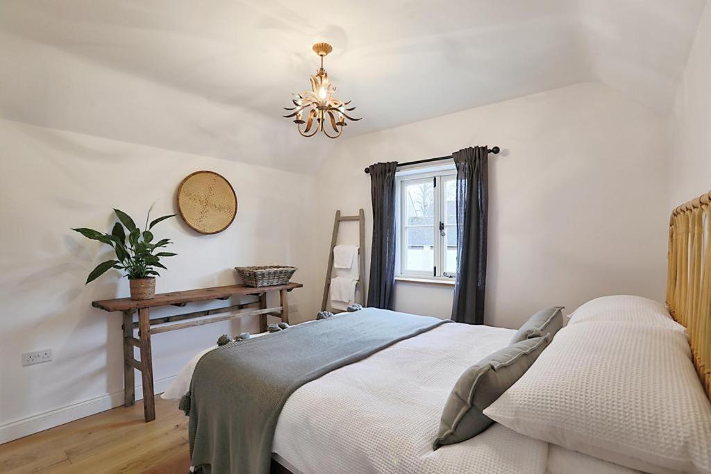 Luxury Cotswold Cottage With Hot Tub In Stow On The Wold! Stow-on-the-Wold Exterior foto