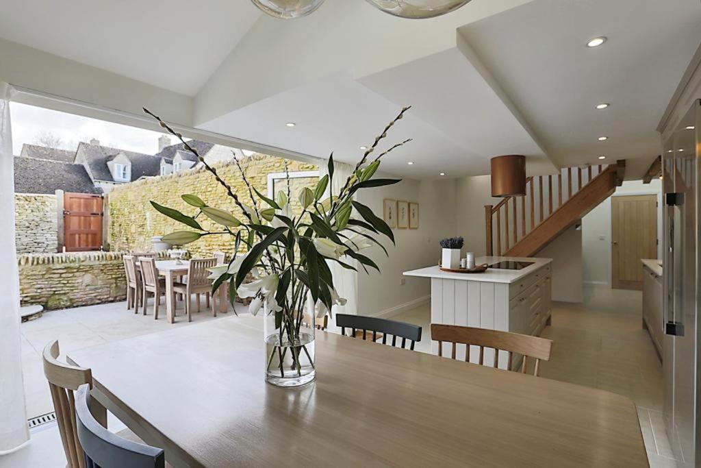 Luxury Cotswold Cottage With Hot Tub In Stow On The Wold! Stow-on-the-Wold Exterior foto