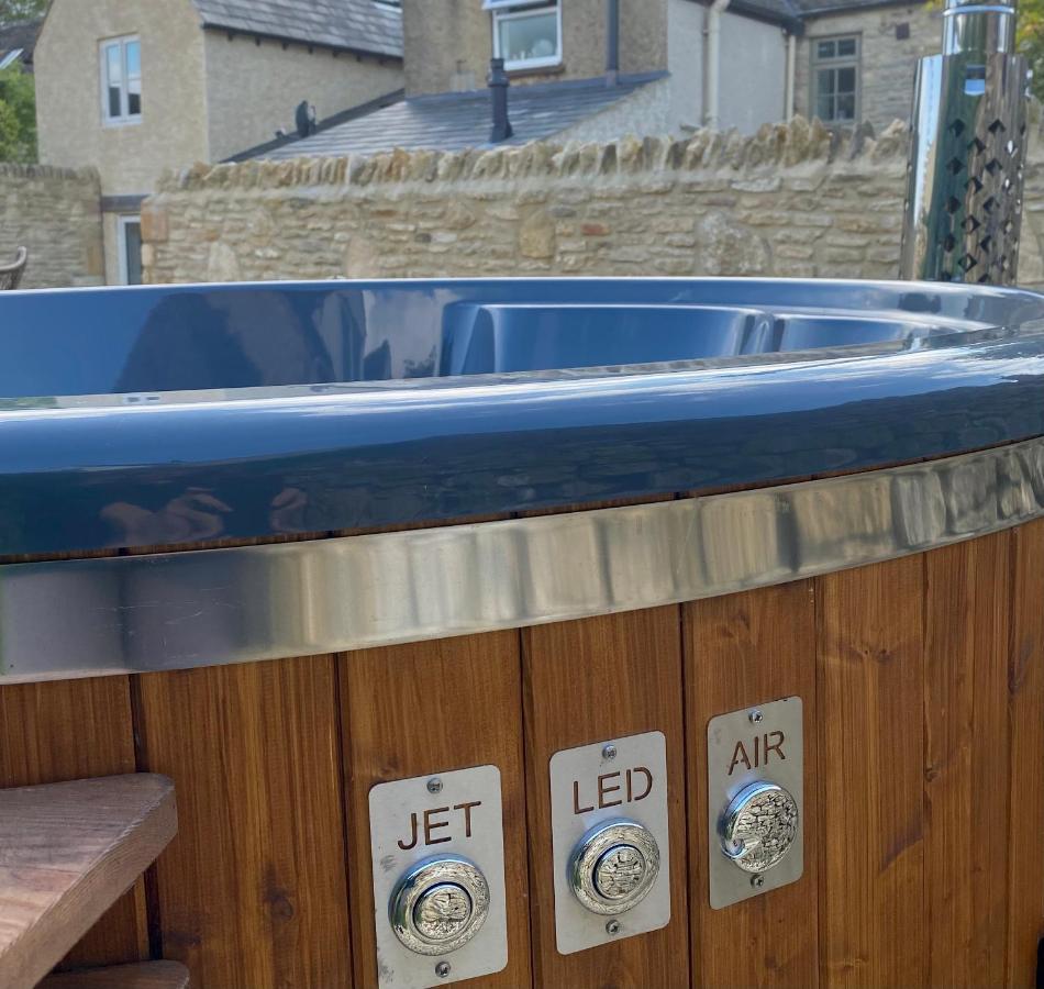 Luxury Cotswold Cottage With Hot Tub In Stow On The Wold! Stow-on-the-Wold Exterior foto